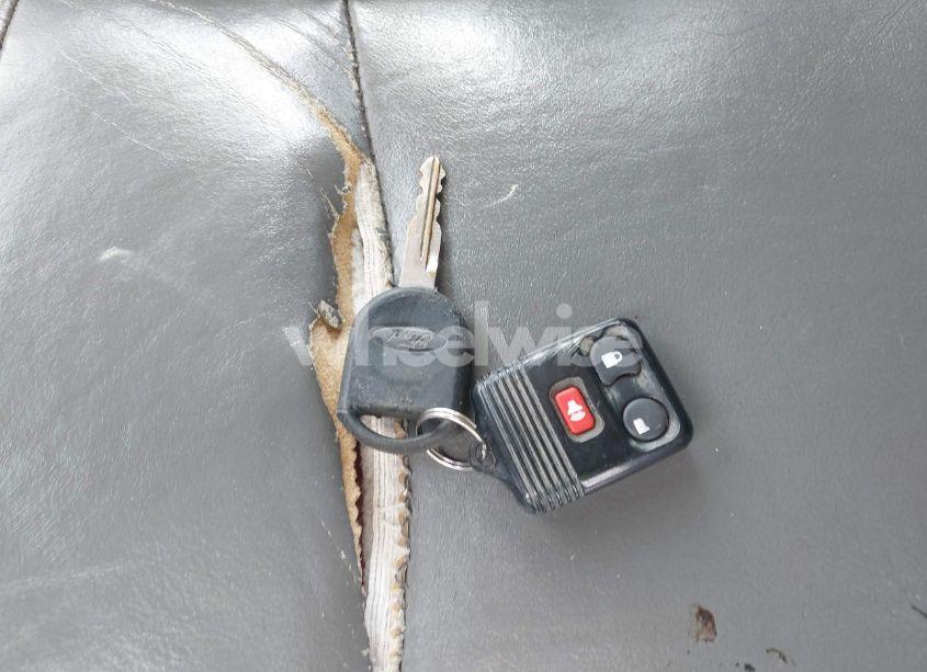 Photo 11 of 2005 Ford Escape HYBRID (VIN 1FMCU95H55KC07544)