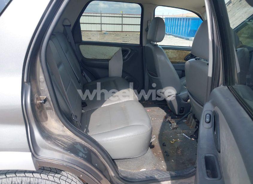 Photo 8 of 2005 Ford Escape HYBRID (VIN 1FMCU95H55KC07544)