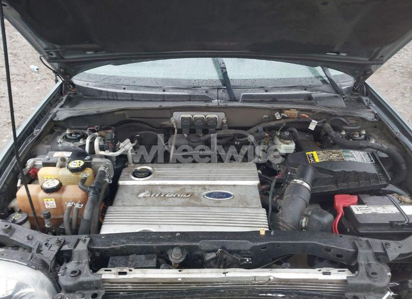 Photo 10 of 2005 Ford Escape HYBRID (VIN 1FMCU95H55KE10725)