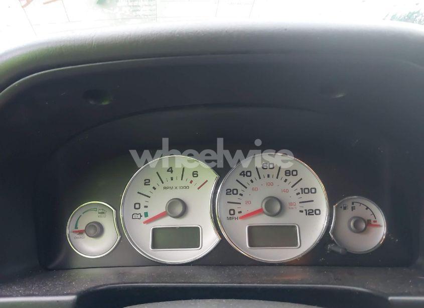 Photo 14 of 2005 Ford Escape HYBRID (VIN 1FMCU95H55KE10725)