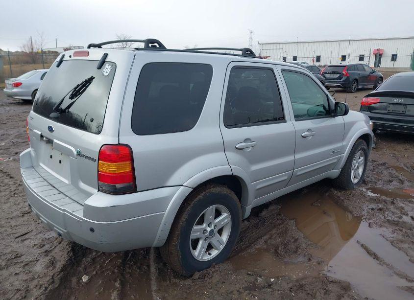 Photo 4 of 2006 Ford Escape HYBRID (VIN 1FMCU96H16KB20756)