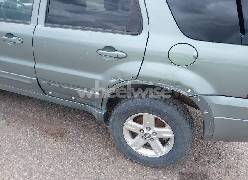 Photo 6 of 2006 Ford Escape HYBRID (VIN 1FMCU96H16KC81995)