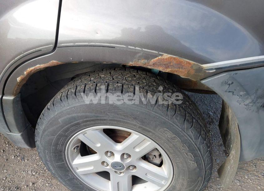 Photo 6 of 2005 Ford Escape HYBRID (VIN 1FMCU96H45KD29925)