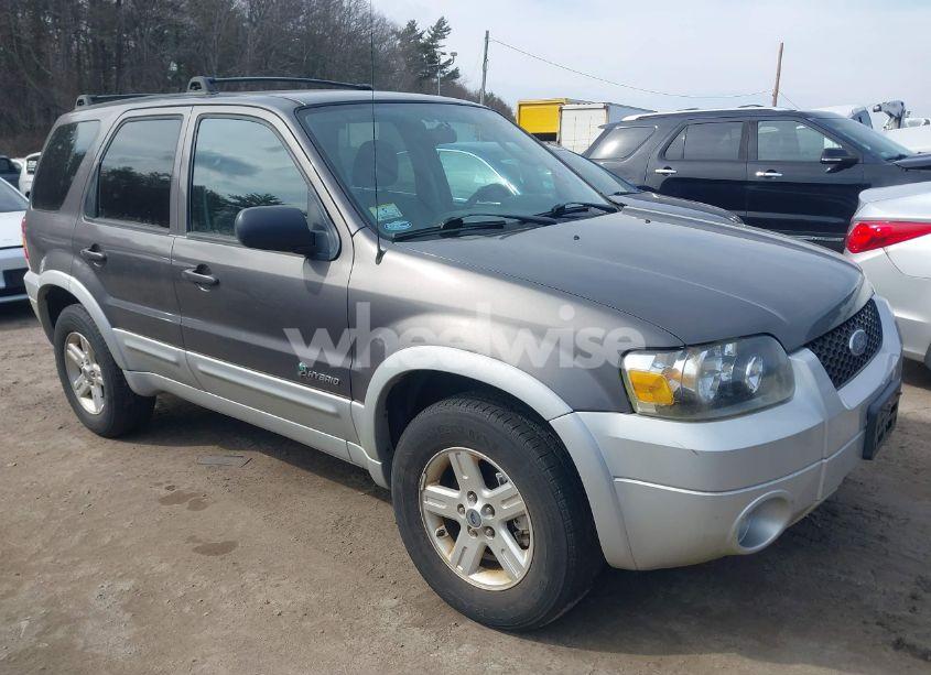 2005 Ford Escape HYBRID (VIN 1FMCU96H55KC23712) main photo