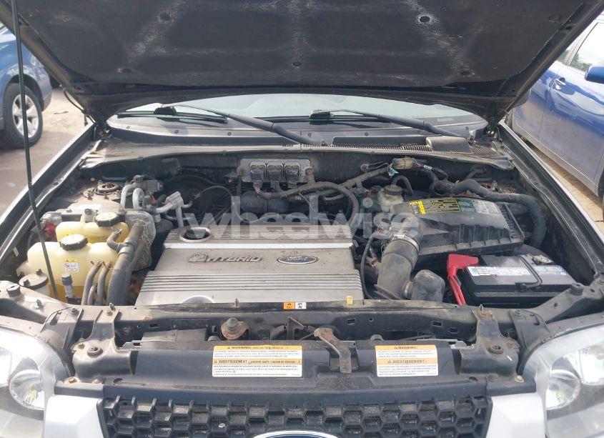Photo 10 of 2005 Ford Escape HYBRID (VIN 1FMCU96H55KC23712)