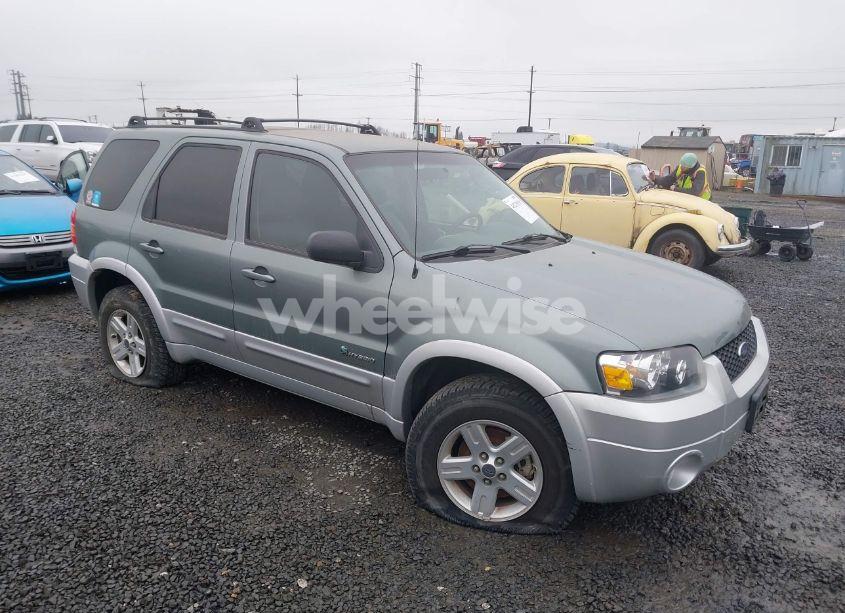 2005 Ford Escape HYBRID (VIN 1FMCU96H65KE10666) main photo