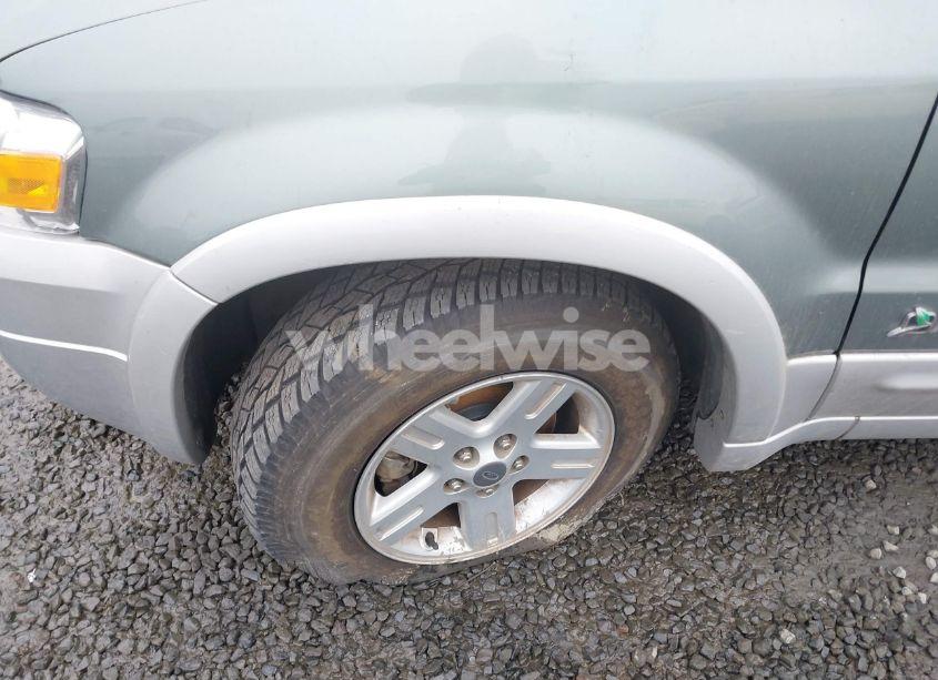 Photo 14 of 2005 Ford Escape HYBRID (VIN 1FMCU96H65KE10666)