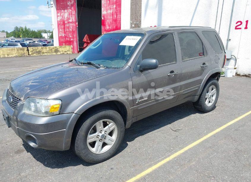 Photo 2 of 2006 Ford Escape HYBRID (VIN 1FMCU96H86KA52519)