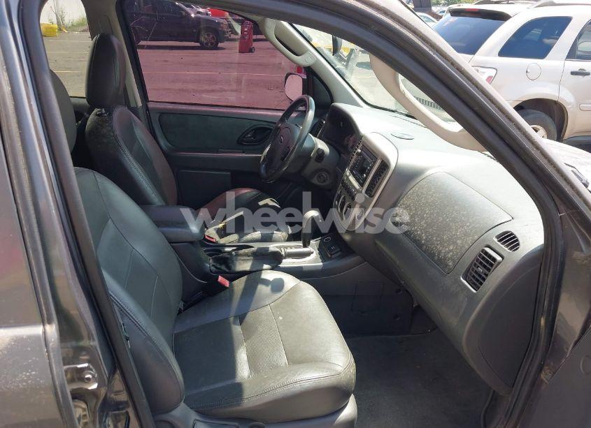 Photo 5 of 2006 Ford Escape HYBRID (VIN 1FMCU96H86KA52519)