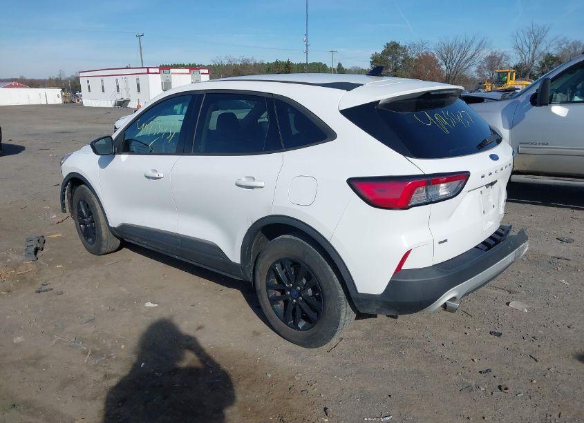 Photo 3 of 2020 Ford Escape SE SPORT HYBRID (VIN 1FMCU9BZ0LUB09956)