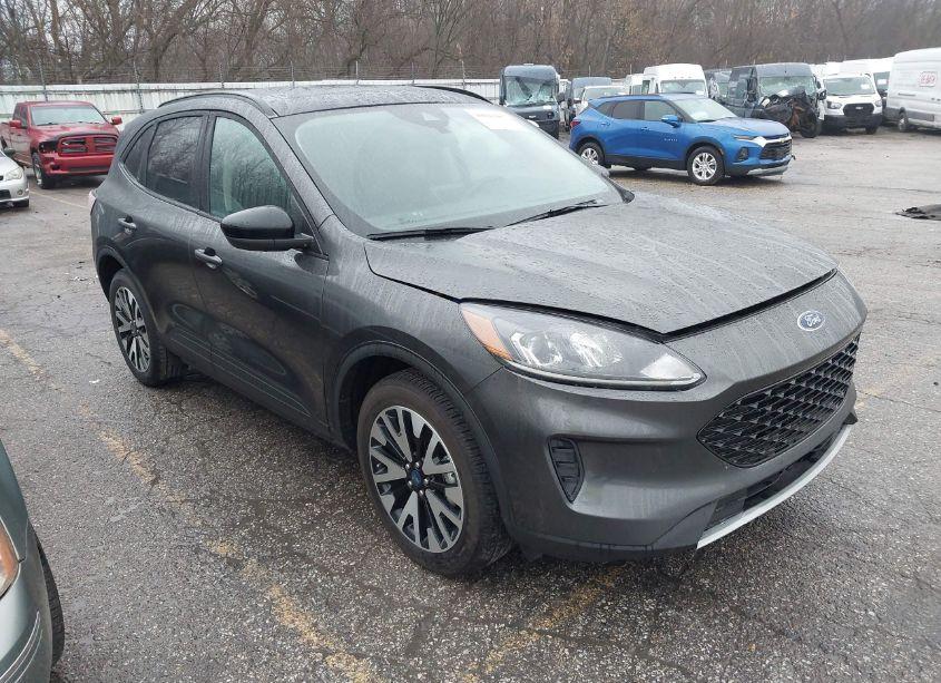 2020 Ford Escape SE SPORT HYBRID (VIN 1FMCU9BZ0LUC57752) main photo