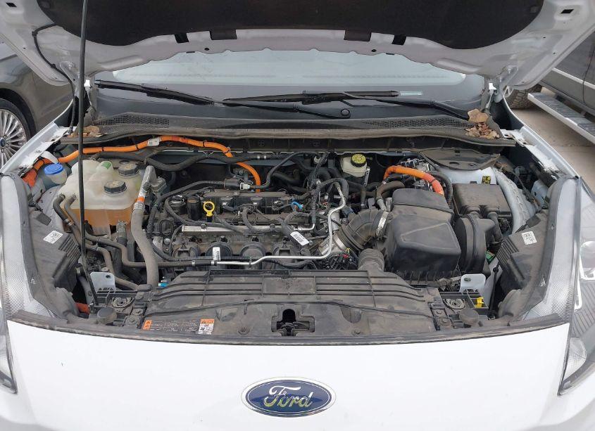 Photo 10 of 2022 Ford Escape SE HYBRID (VIN 1FMCU9BZ1NUA11943)
