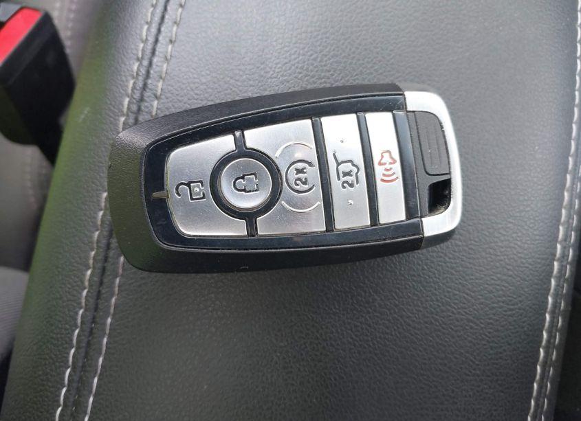 Photo 11 of 2022 Ford Escape SE HYBRID (VIN 1FMCU9BZ2NUA05648)