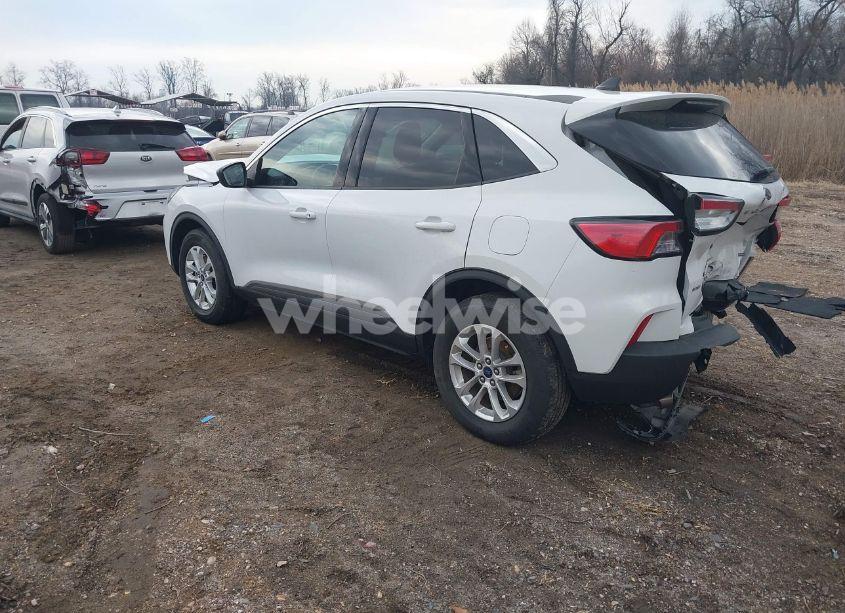 Photo 3 of 2022 Ford Escape SE HYBRID (VIN 1FMCU9BZ2NUA43705)