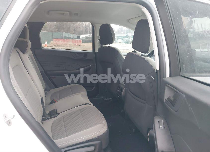 Photo 8 of 2022 Ford Escape SE HYBRID (VIN 1FMCU9BZ2NUA43705)