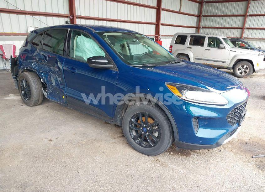2020 Ford Escape SE SPORT HYBRID (VIN 1FMCU9BZ3LUC30738) main photo