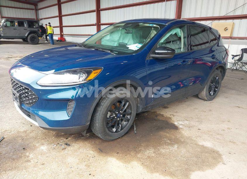 Photo 2 of 2020 Ford Escape SE SPORT HYBRID (VIN 1FMCU9BZ3LUC30738)