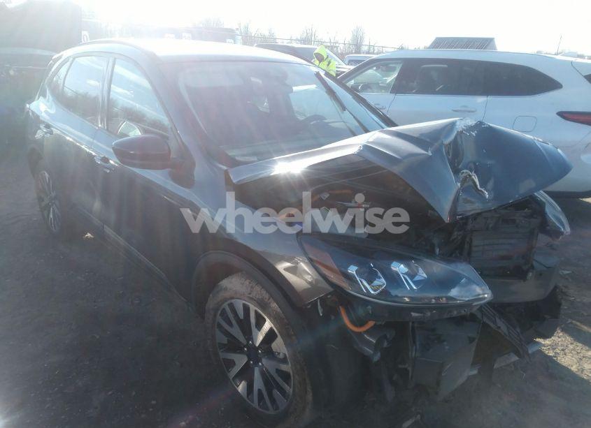 2020 Ford Escape SE SPORT HYBRID (VIN 1FMCU9BZ3LUC56739) main photo