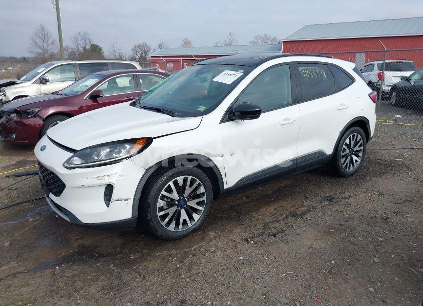 Photo 2 of 2020 Ford Escape SE SPORT HYBRID (VIN 1FMCU9BZ4LUB11970)