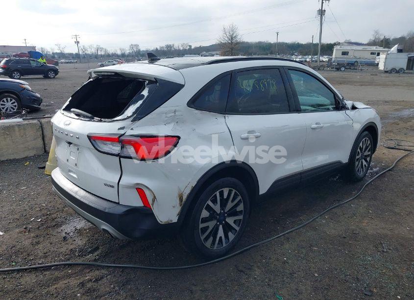 Photo 4 of 2020 Ford Escape SE SPORT HYBRID (VIN 1FMCU9BZ4LUB11970)