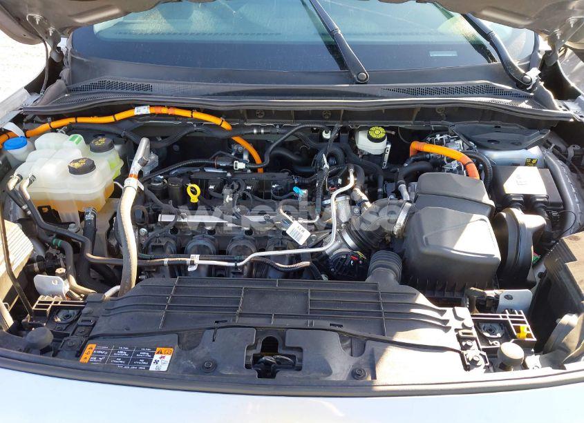 Photo 10 of 2021 Ford Escape SE HYBRID (VIN 1FMCU9BZ4MUA58687)