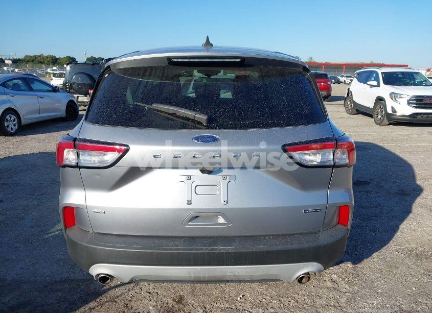 Photo 16 of 2021 Ford Escape SE HYBRID (VIN 1FMCU9BZ4MUA58687)