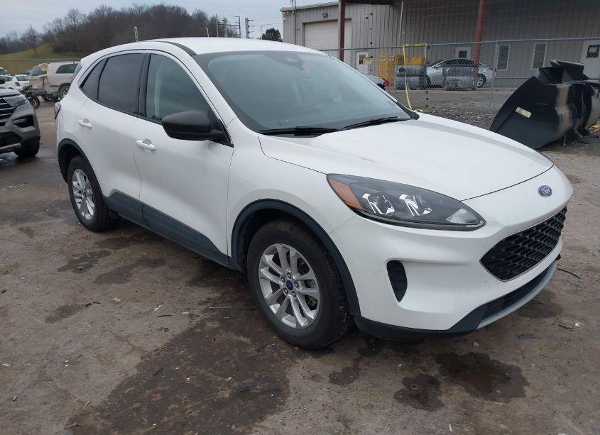 2022 Ford Escape SE HYBRID (VIN 1FMCU9BZ5NUA38739) main photo