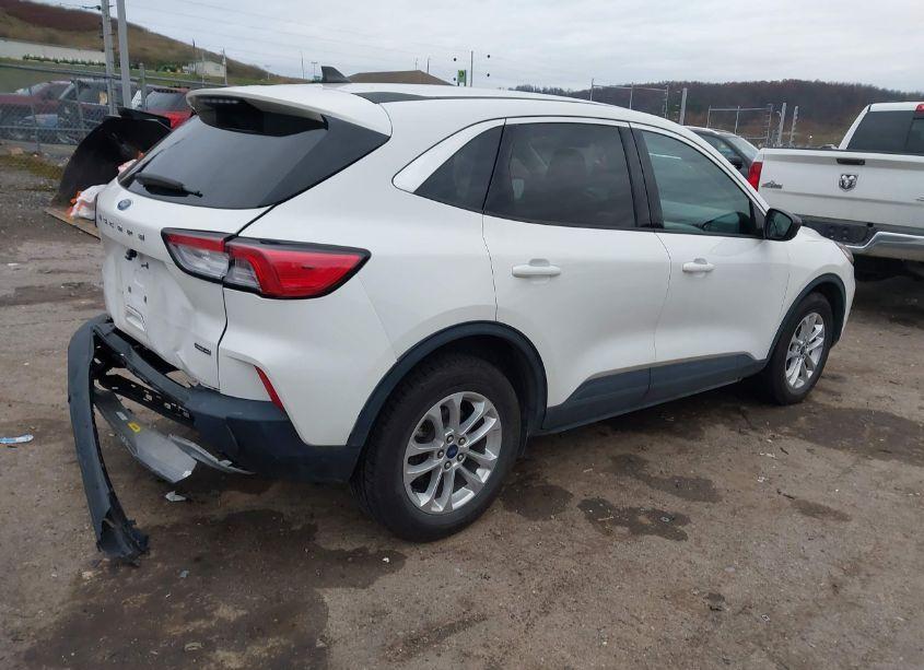 Photo 4 of 2022 Ford Escape SE HYBRID (VIN 1FMCU9BZ5NUA38739)