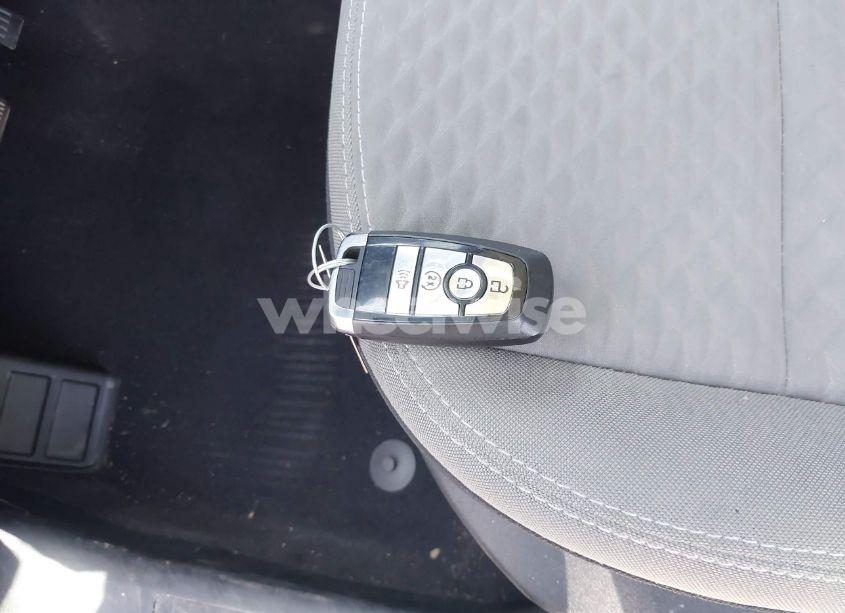 Photo 11 of 2021 Ford Escape SE HYBRID (VIN 1FMCU9BZ7MUA83308)