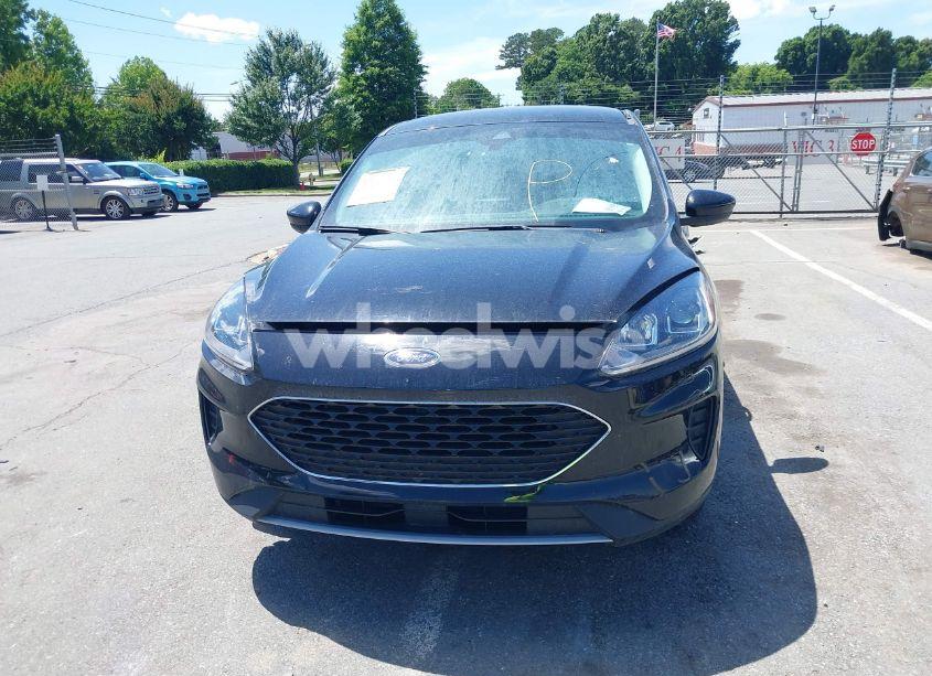 Photo 13 of 2021 Ford Escape SE HYBRID (VIN 1FMCU9BZ7MUA83308)