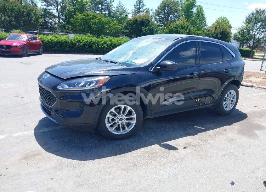 Photo 2 of 2021 Ford Escape SE HYBRID (VIN 1FMCU9BZ7MUA83308)