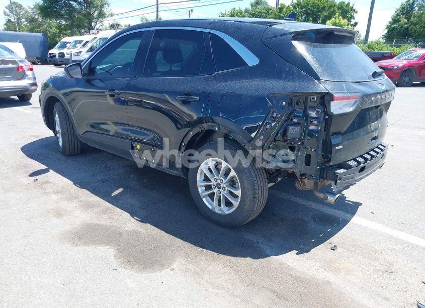 Photo 3 of 2021 Ford Escape SE HYBRID (VIN 1FMCU9BZ7MUA83308)