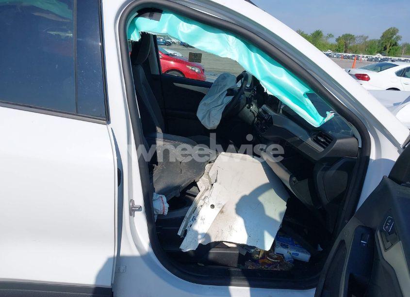 Photo 5 of 2022 Ford Escape SE HYBRID (VIN 1FMCU9BZ7NUB06992)