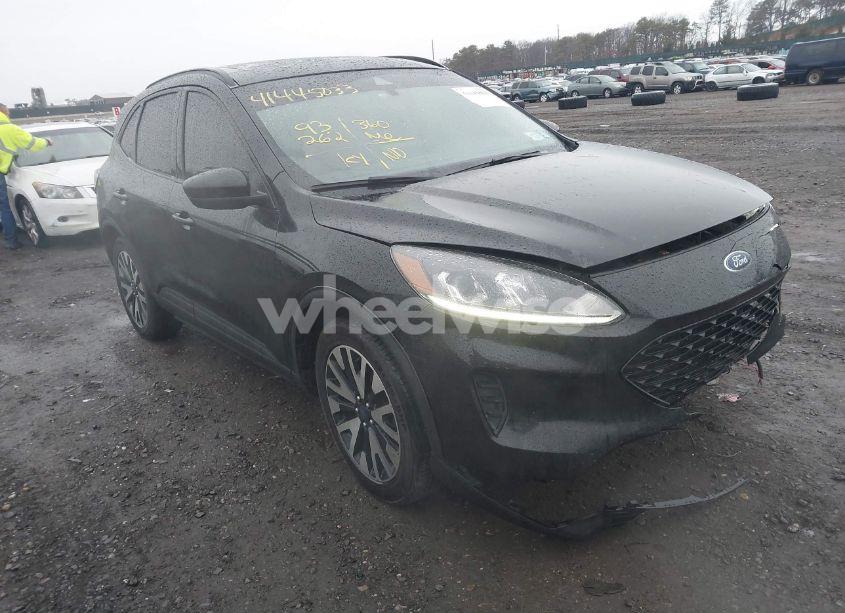 2020 Ford Escape SE SPORT HYBRID (VIN 1FMCU9BZ9LUC24975) main photo