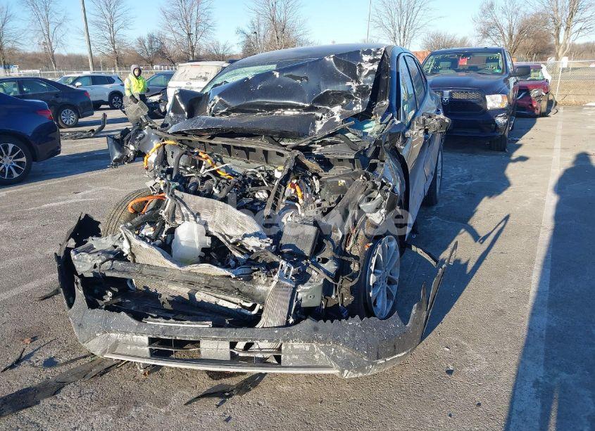 Photo 2 of 2022 Ford Escape SE HYBRID (VIN 1FMCU9BZ9NUA65149)