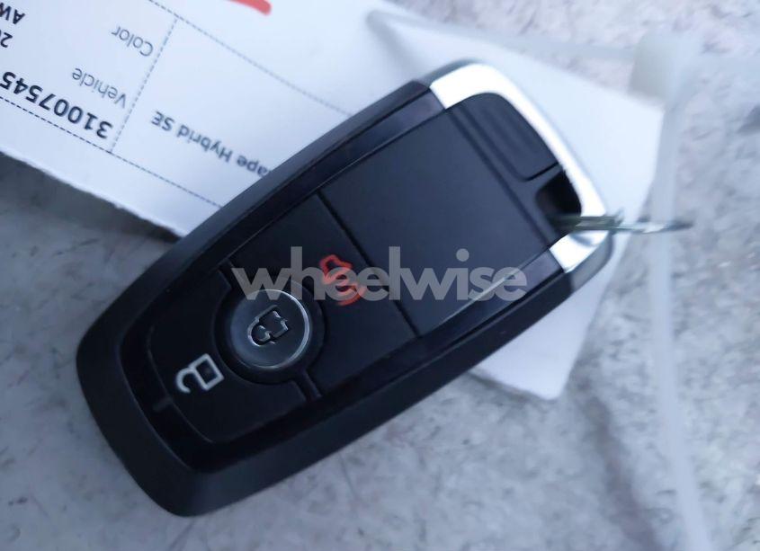 Photo 11 of 2021 Ford Escape SE HYBRID (VIN 1FMCU9BZXMUA53008)