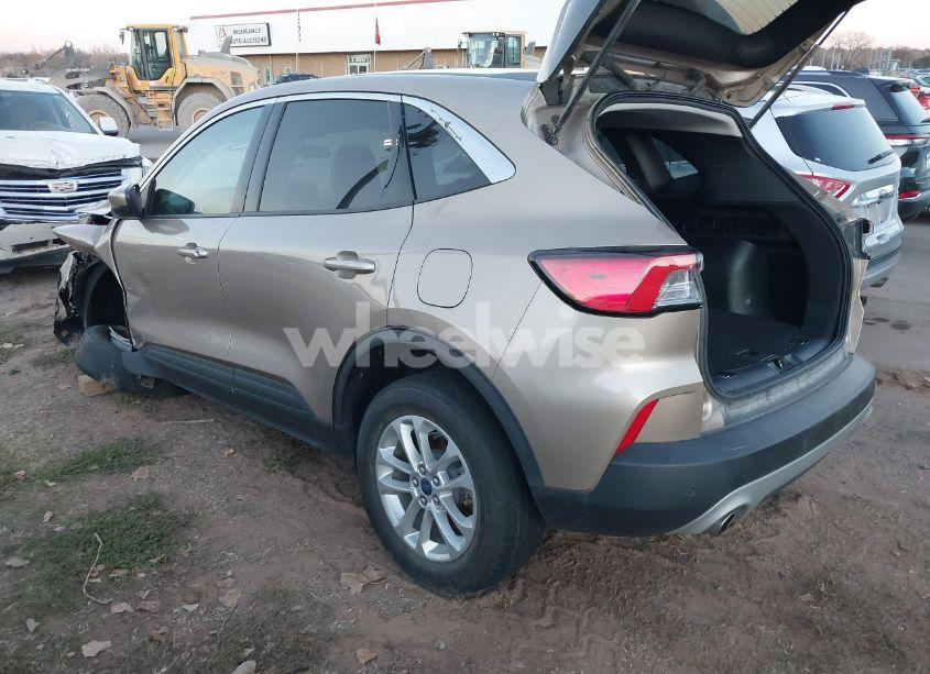 Photo 3 of 2021 Ford Escape SE HYBRID (VIN 1FMCU9BZXMUA53008)