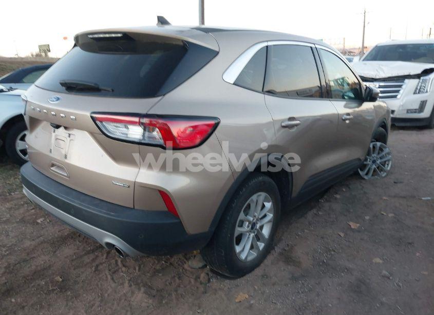 Photo 4 of 2021 Ford Escape SE HYBRID (VIN 1FMCU9BZXMUA53008)