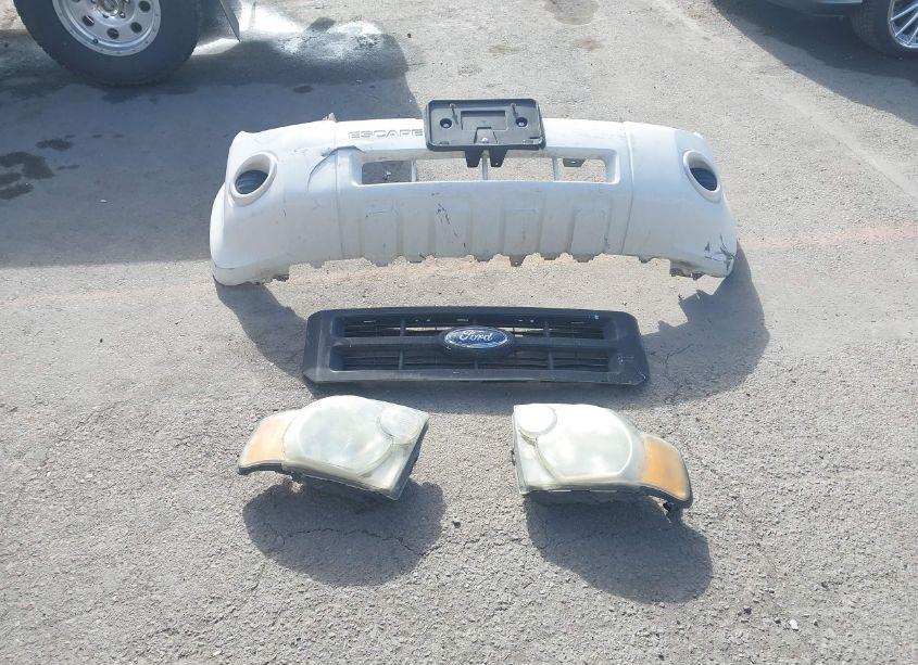 Photo 12 of 2010 Ford Escape XLS (VIN 1FMCU9C70AKA29935)