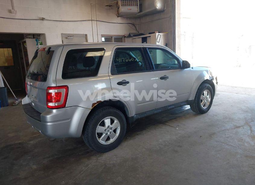 Photo 4 of 2012 Ford Escape XLS (VIN 1FMCU9C70CKB93771)