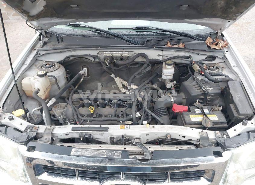 Photo 10 of 2011 Ford Escape XLS (VIN 1FMCU9C72BKB86271)