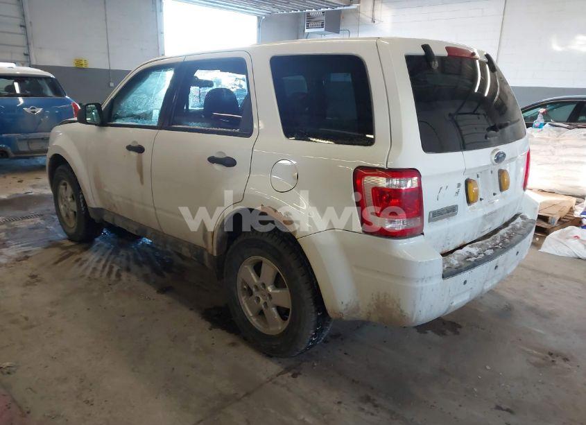 Photo 3 of 2012 Ford Escape XLS (VIN 1FMCU9C72CKC70575)