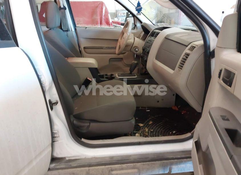 Photo 5 of 2012 Ford Escape XLS (VIN 1FMCU9C72CKC70575)