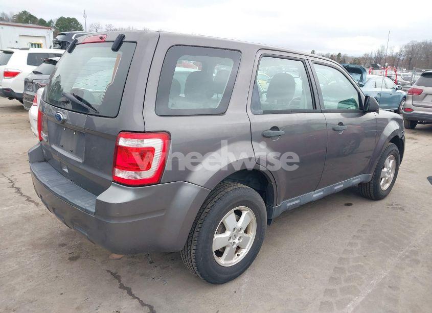 Photo 4 of 2012 Ford Escape XLS (VIN 1FMCU9C74CKC68911)