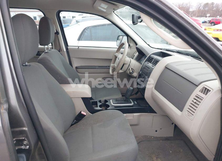 Photo 5 of 2012 Ford Escape XLS (VIN 1FMCU9C74CKC68911)