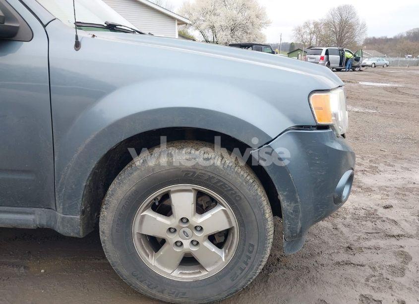 Photo 15 of 2012 Ford Escape XLS (VIN 1FMCU9C75CKB82796)