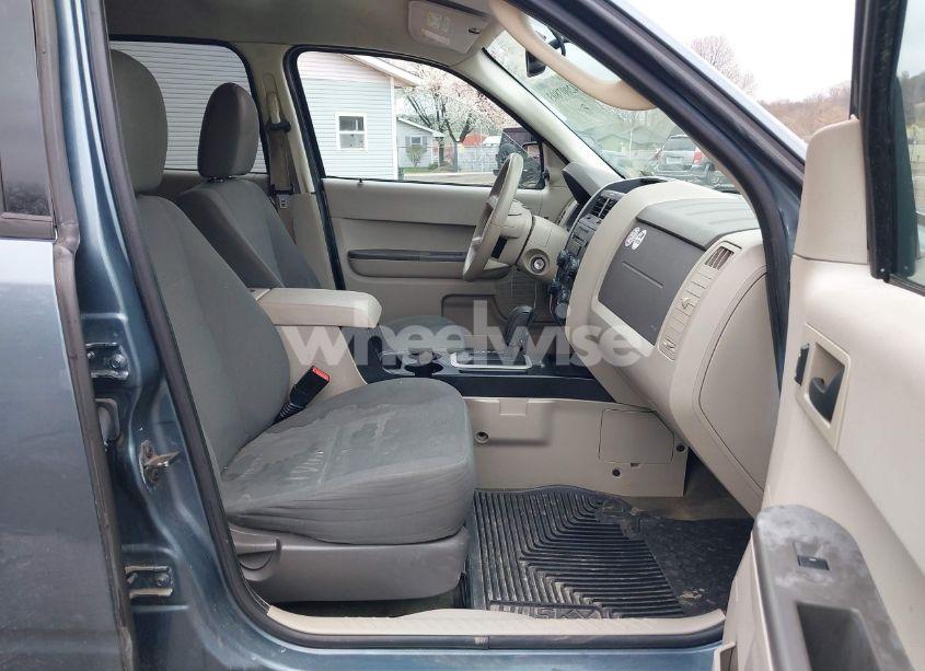 Photo 5 of 2012 Ford Escape XLS (VIN 1FMCU9C75CKB82796)