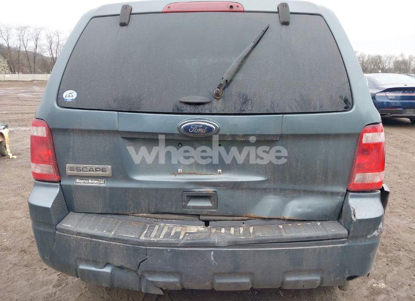 Photo 6 of 2012 Ford Escape XLS (VIN 1FMCU9C75CKB82796)