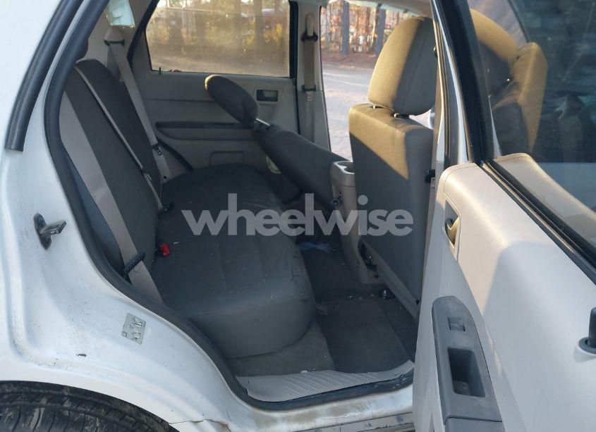 Photo 8 of 2012 Ford Escape XLS (VIN 1FMCU9C76CKA77460)