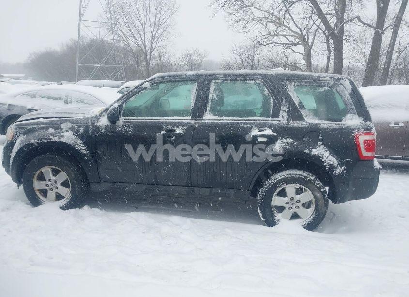 Photo 14 of 2011 Ford Escape (VIN 1FMCU9C77BKA20361)